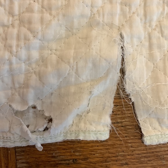 Vintage ‘50’s hand embroidered Humpty Dumpty baby quilt. - Picture 13 of 13